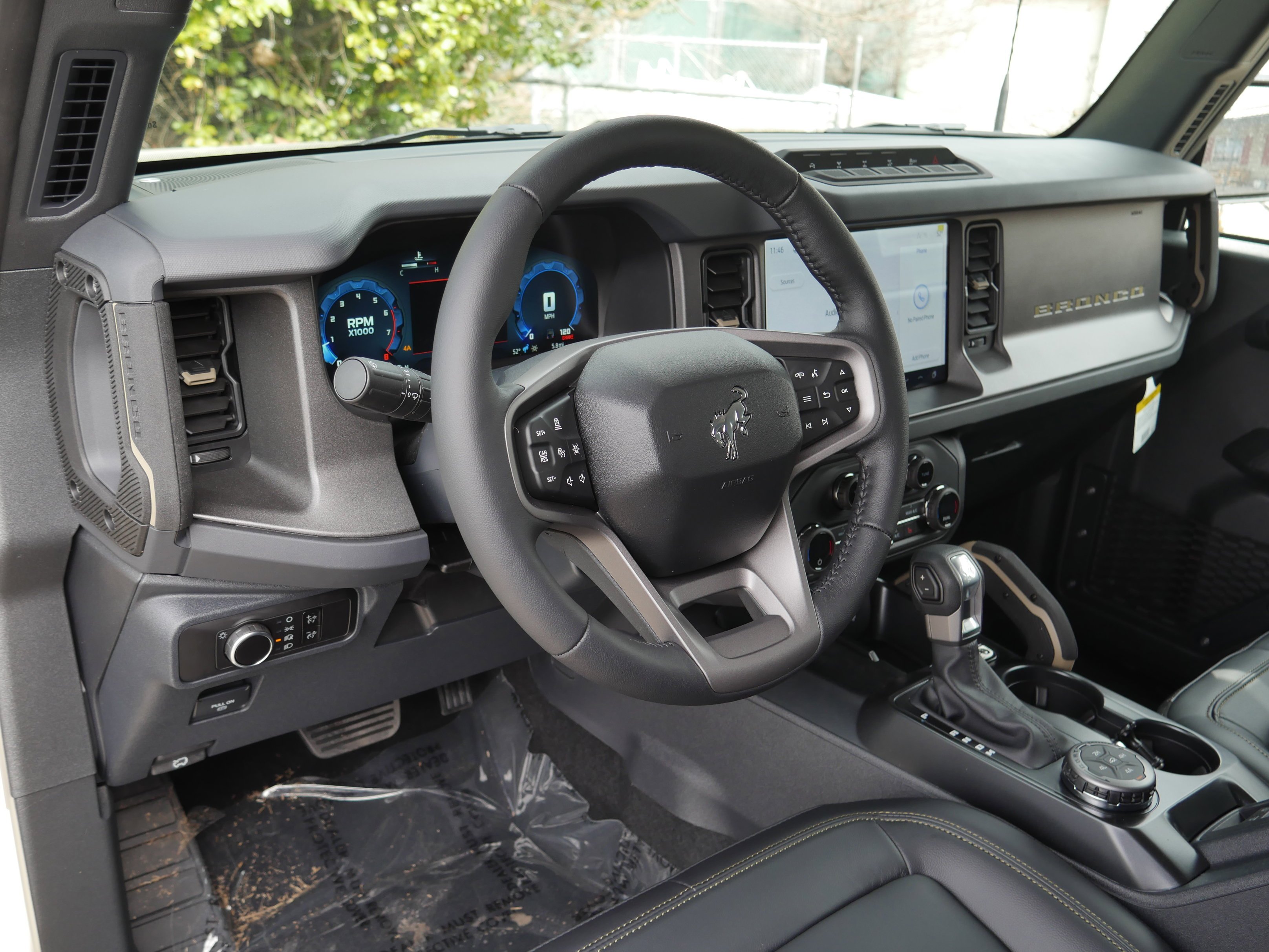 New 2026 DESERT SAND Ford Badlands image 4