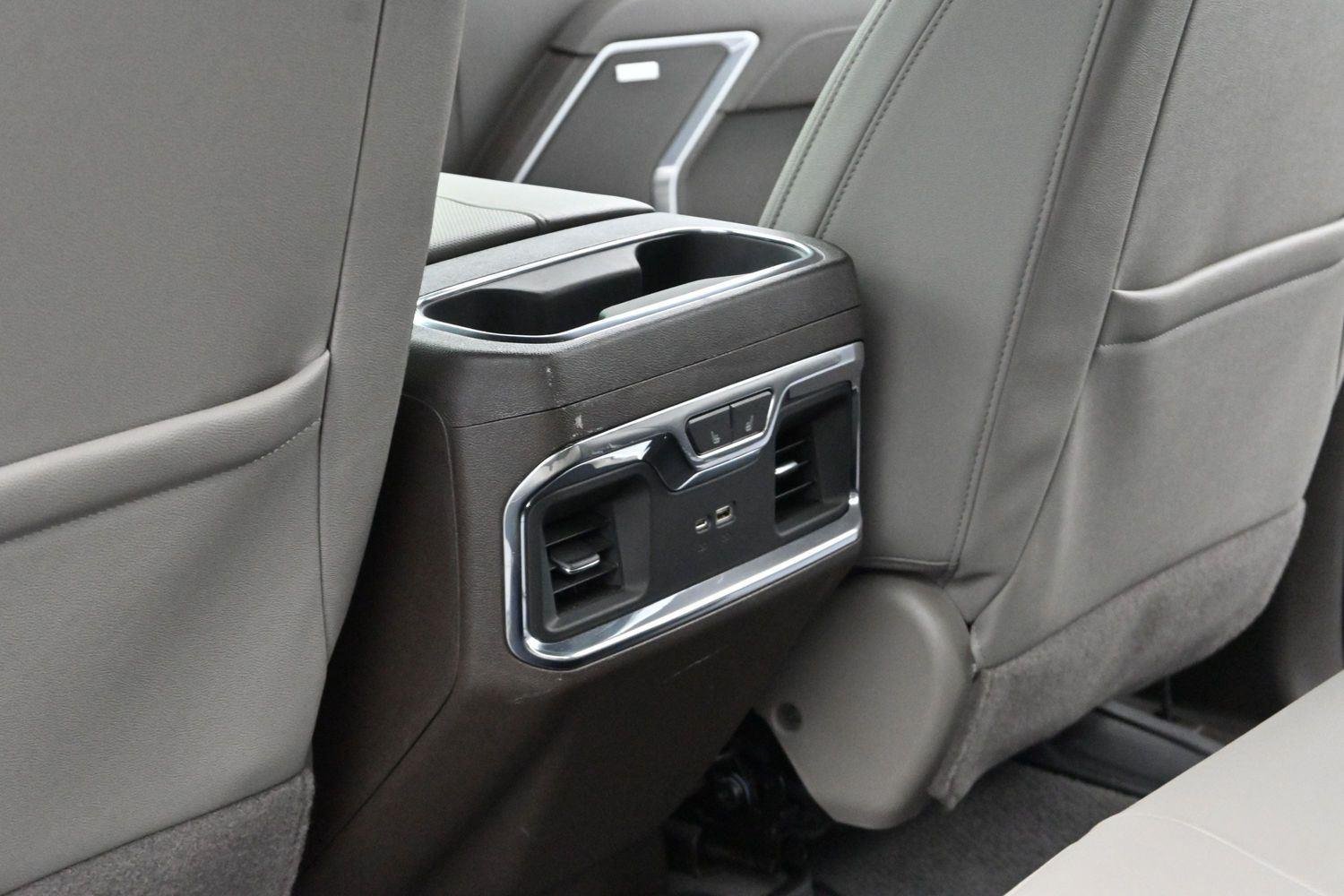 Used 2023 Summit White GMC SLT image 31