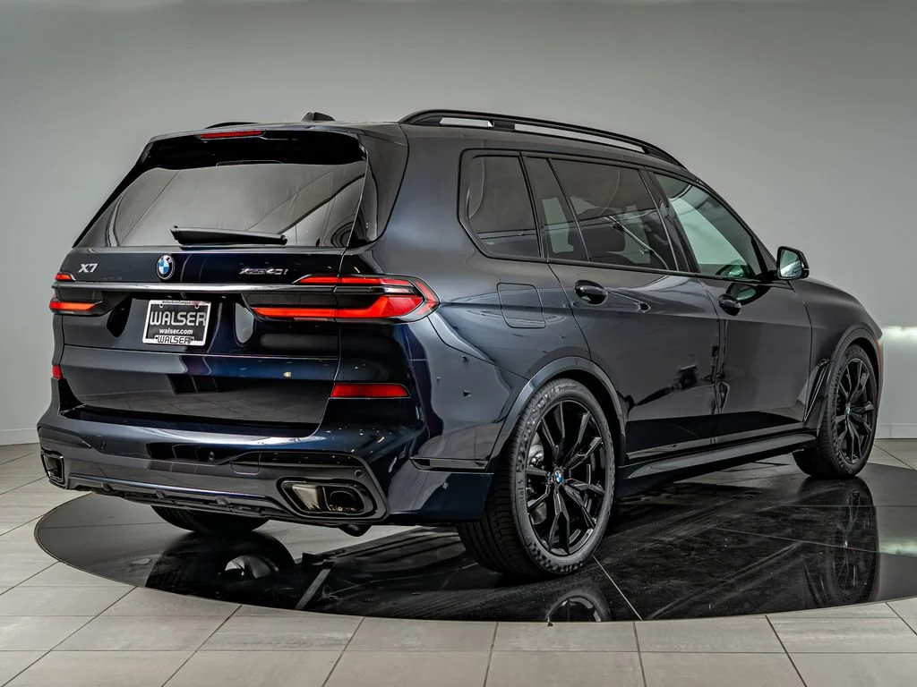 New 2027 Carbon Black Metallic BMW xDrive40i image 5