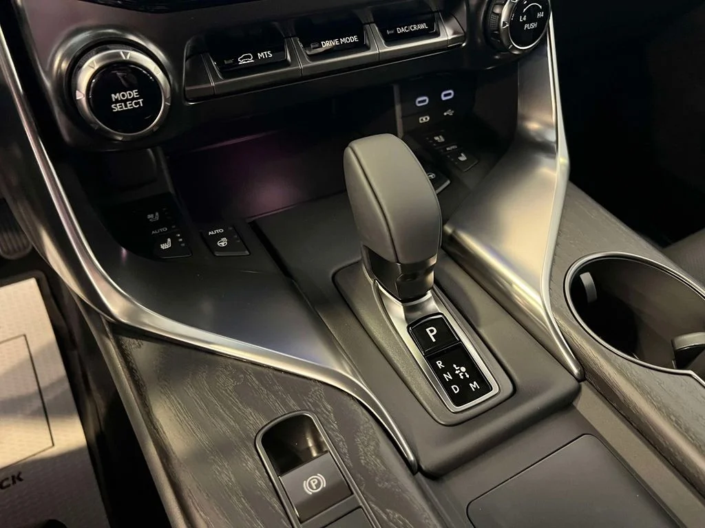 2026 Lexus LX 700h Luxury - Photo 30