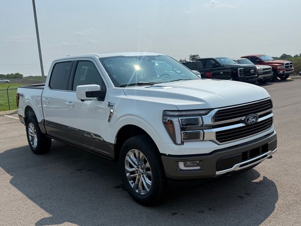 New 2026 Star White Metallic Tri-Coat Ford King Ranch® image 2