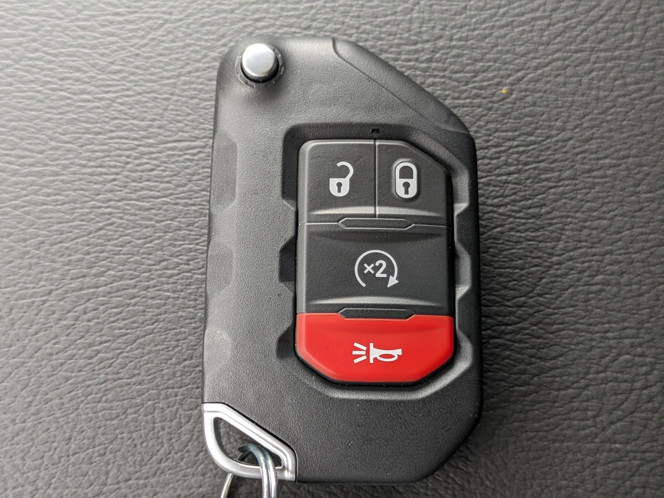 2026 Jeep Wrangler 4-Door Sahara - Photo 32