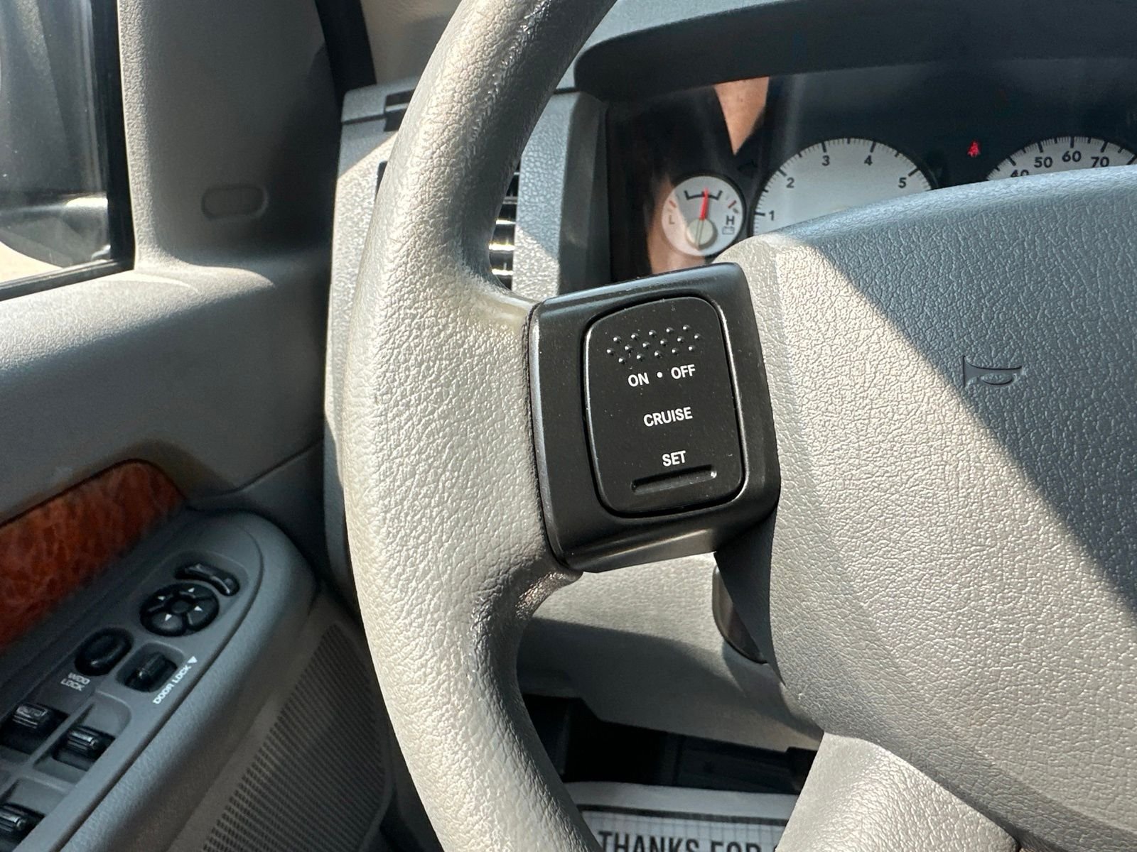Used 2006 Black Dodge SLT image 43