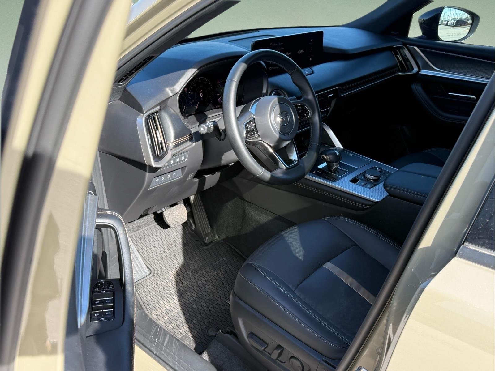 Used 2025 Zircon Sand Metallic Mazda Premium Plus Package image 9