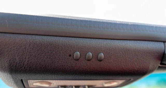 Used 2004 Red Ford Base image 45
