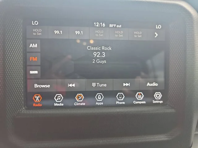 Used 2020 Gray Jeep Unlimited Sport Altitude image 21