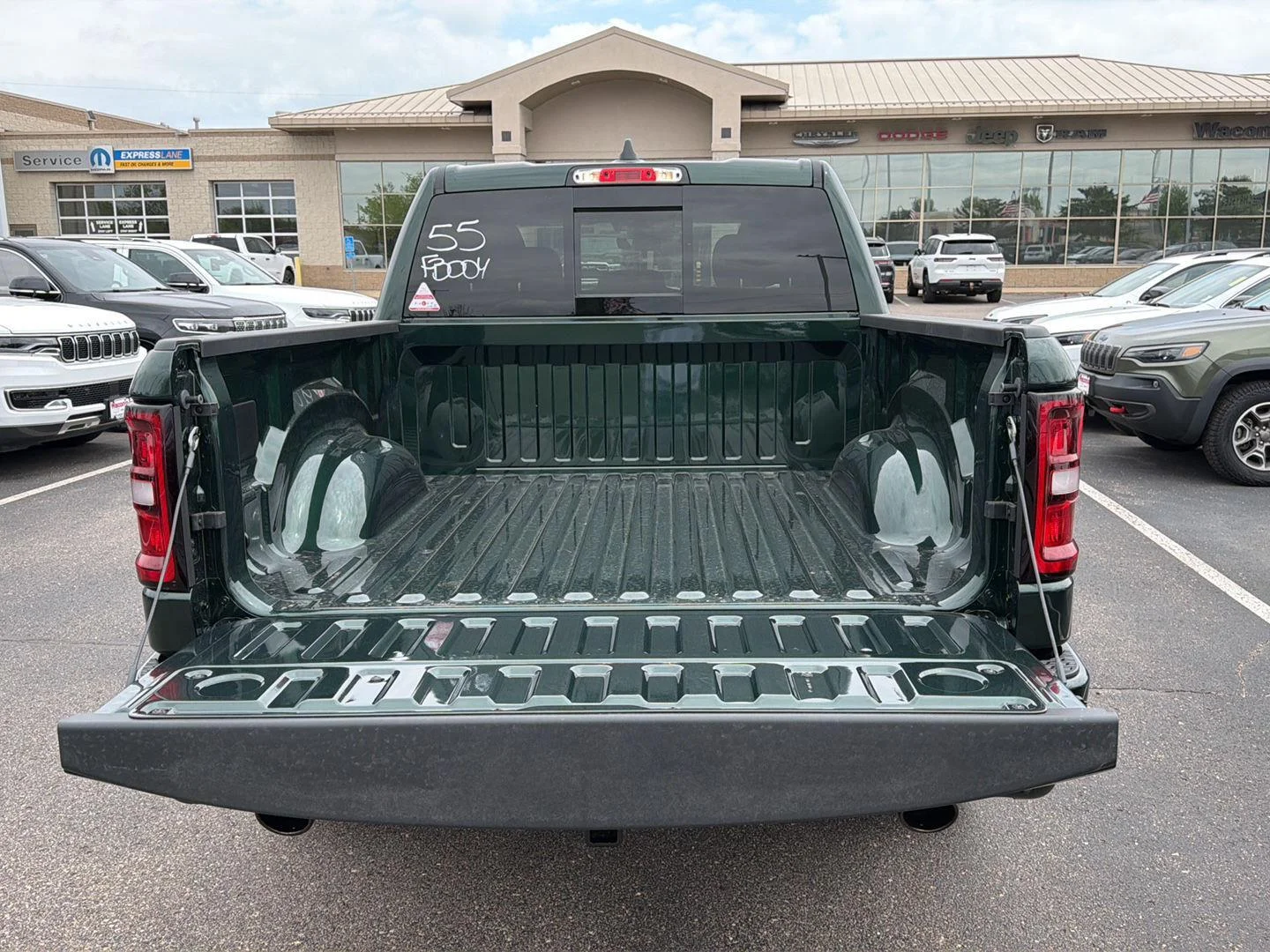 New 2026 Serrano Green Metallic RAM Big Horn image 20