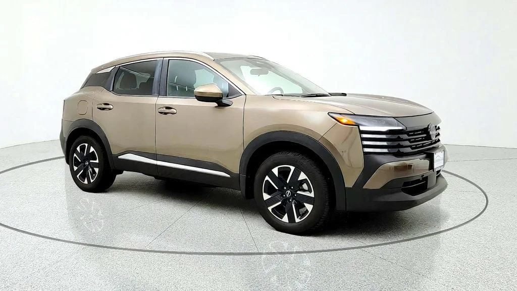 Used 2025 Canyon Bronze Metallic Nissan SV AWD image 3