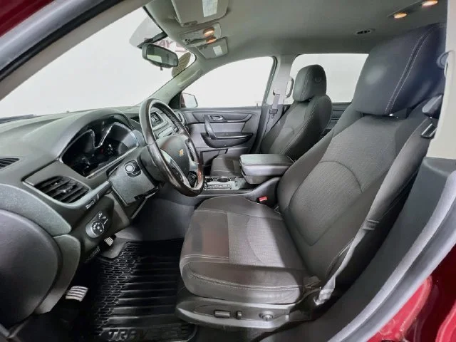 Used 2017 Red Chevrolet 1LT image 10