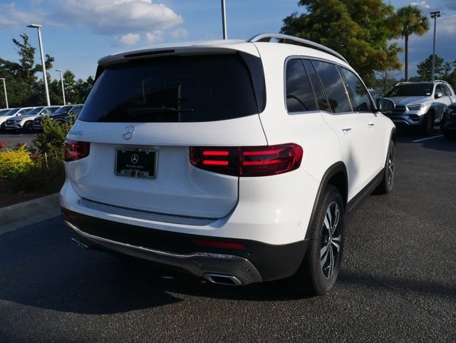 New 2026 Polar White Mercedes-Benz GLB 250 image 27