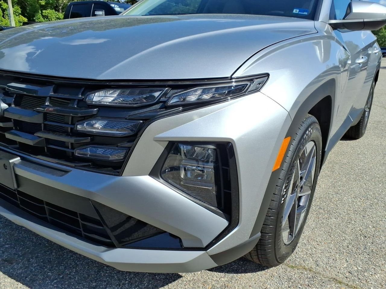 New 2026 Shimmering Silver Hyundai SEL FWD image 2