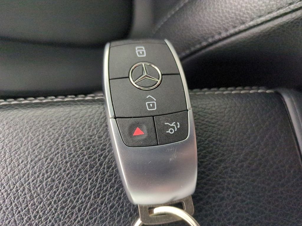 2022 Mercedes-Benz GLB Base - Photo 36