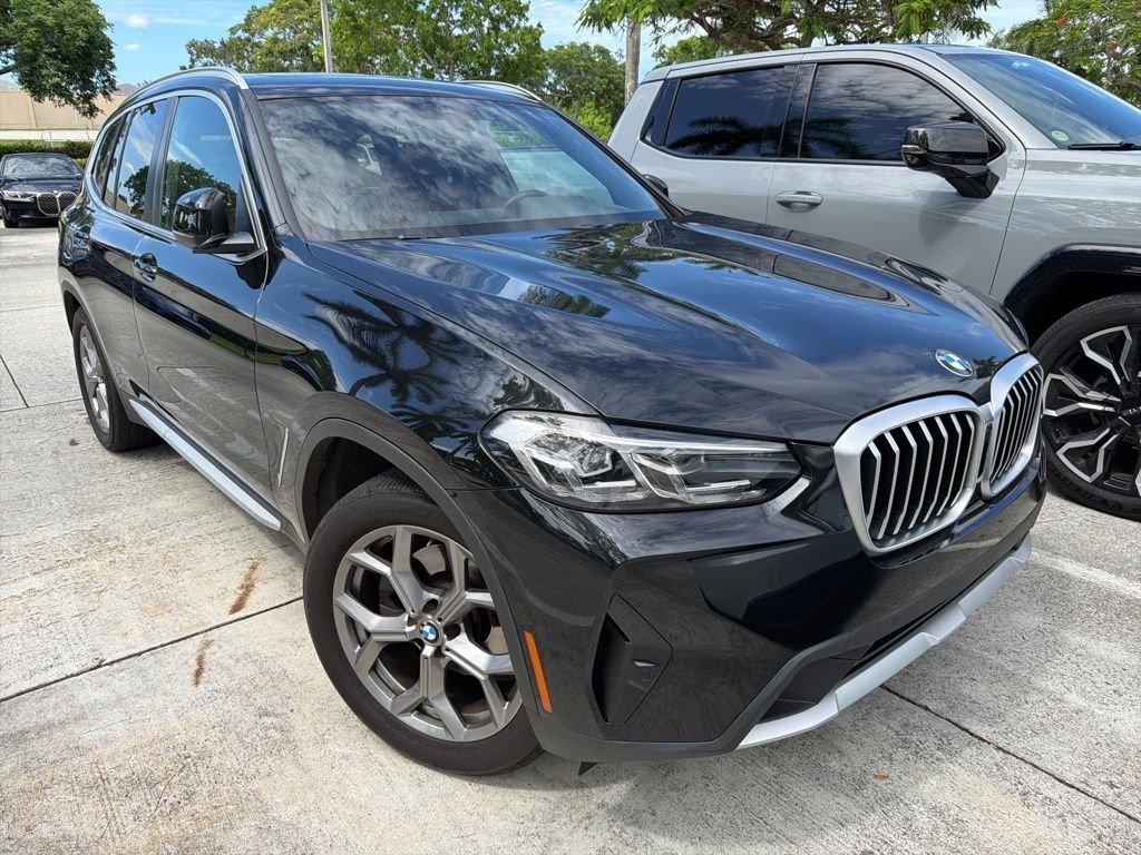 2023 BMW X3 sDrive30i's photo