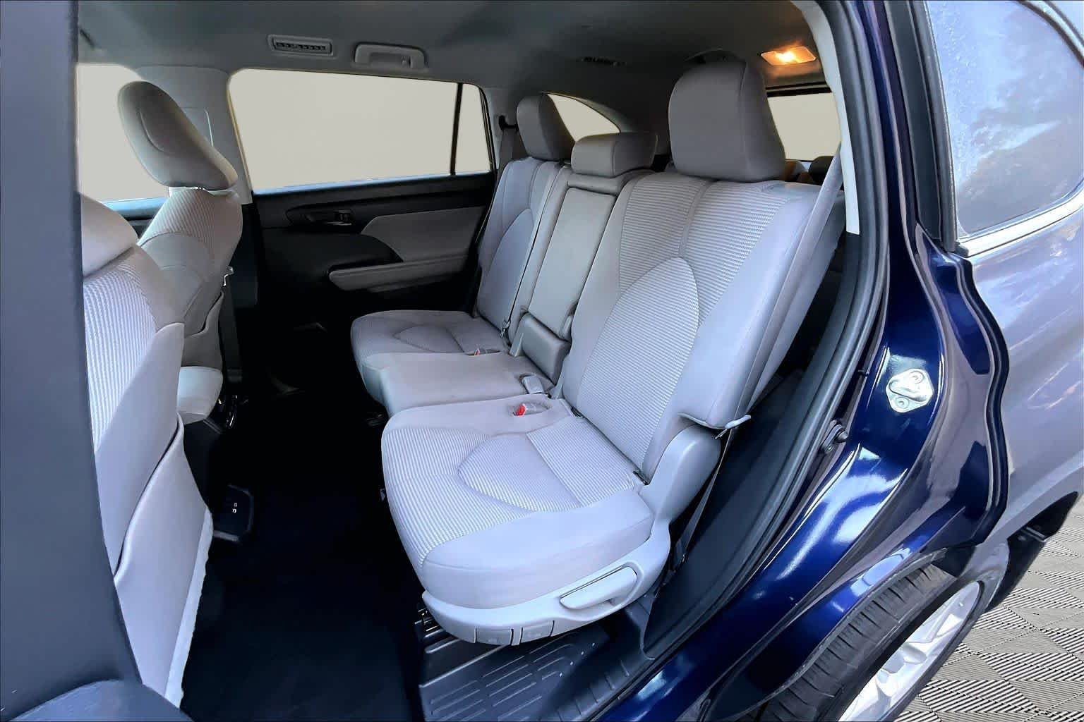 Used 2023 Blueprint Toyota LE image 21