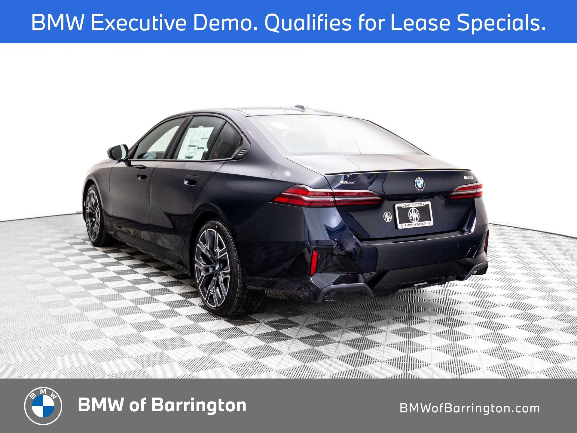 New 2026 Carbon Black Metallic BMW 530i xDrive image 3