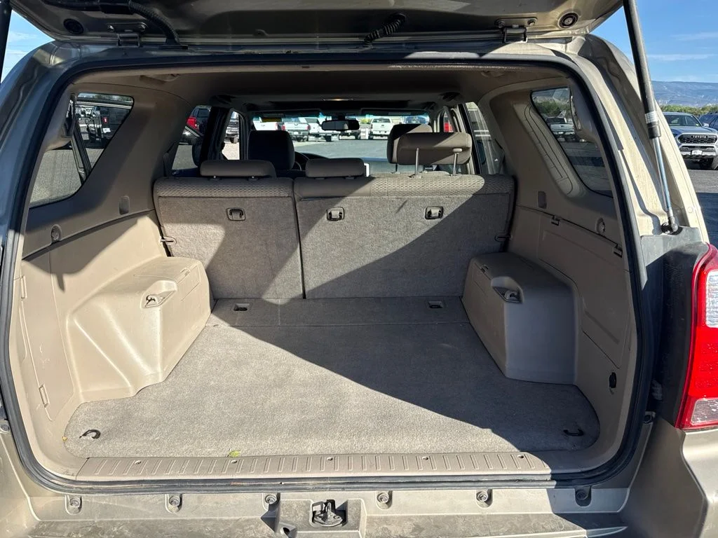 Used 2008 Beige Toyota SR5 image 27
