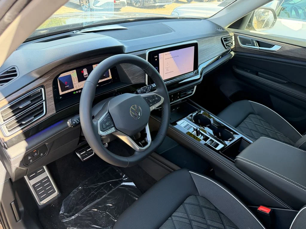 2026 Volkswagen Atlas SEL Premium R-Line - Photo 13