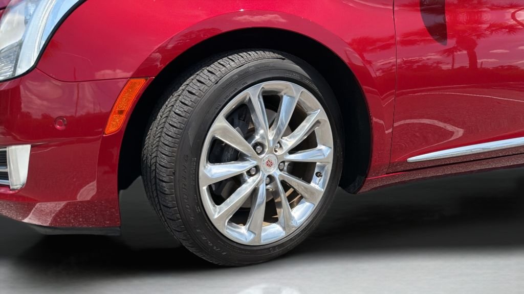 Used 2014 Red Cadillac Luxury image 36