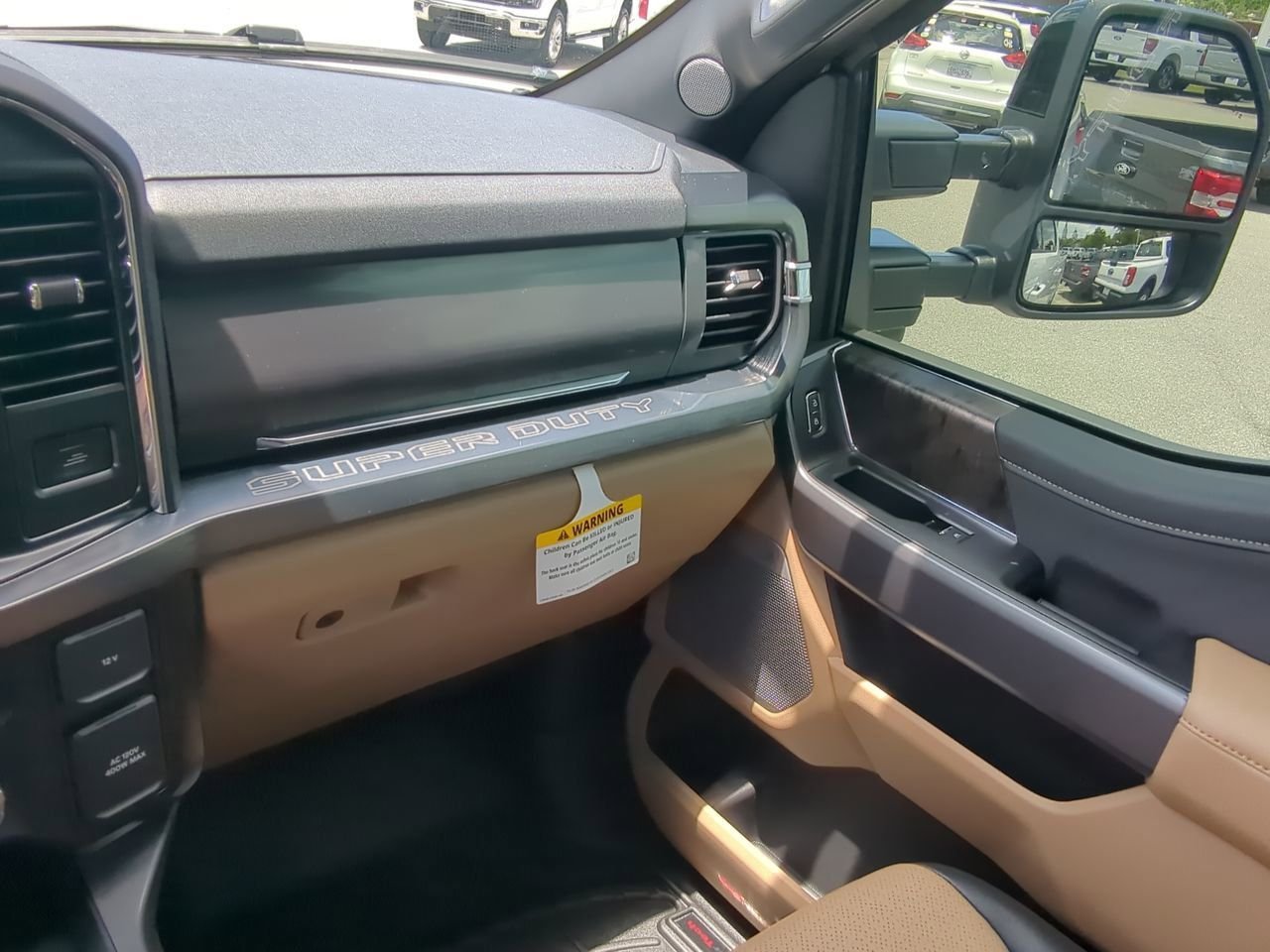 2025 Ford F-350 Super Duty Lariat - Photo 17