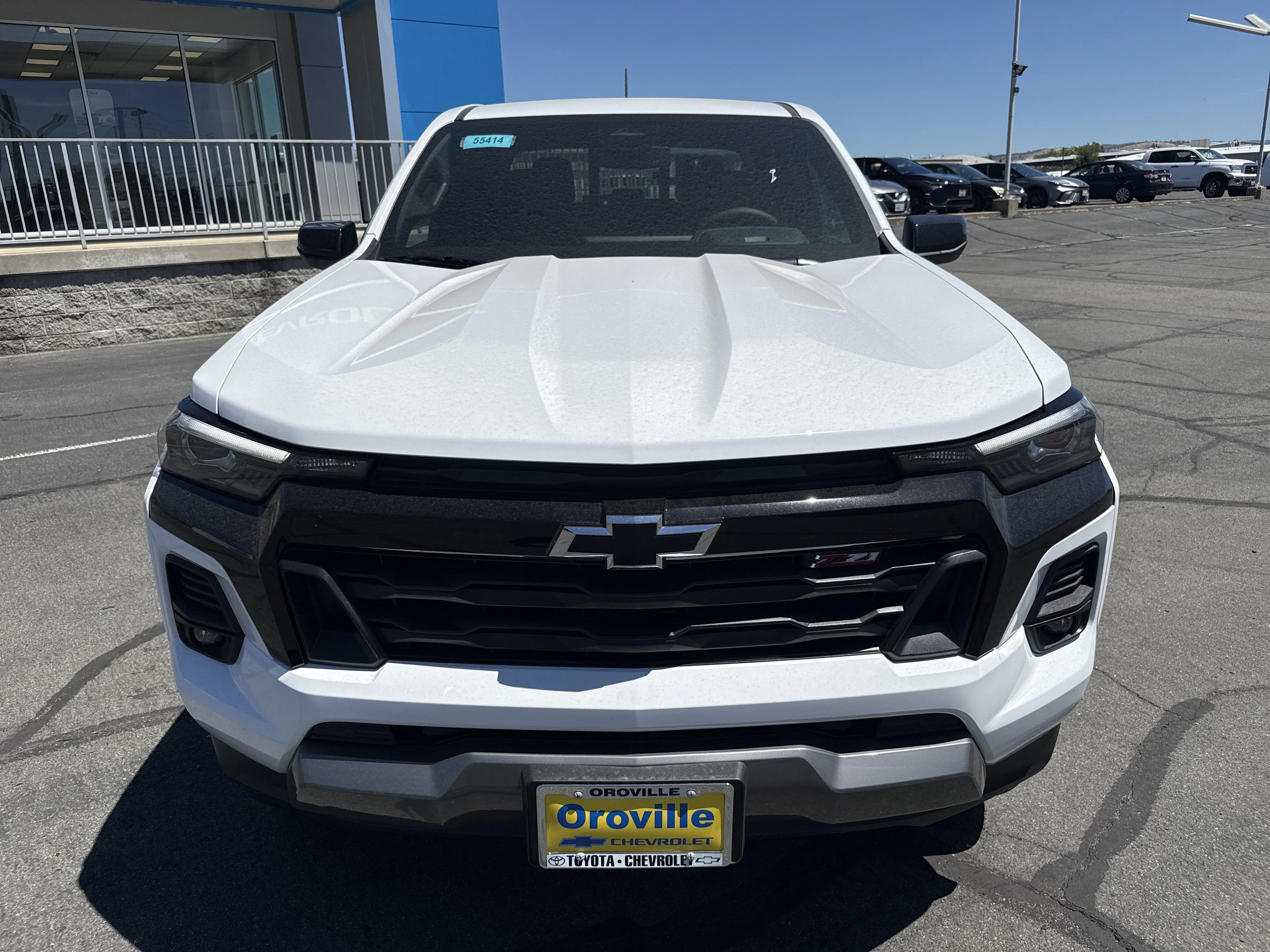 New 2026 Summit White Chevrolet Z71 image 7