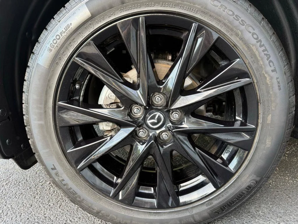 Used 2024 Gray Mazda 2.5 S Carbon Edition image 35