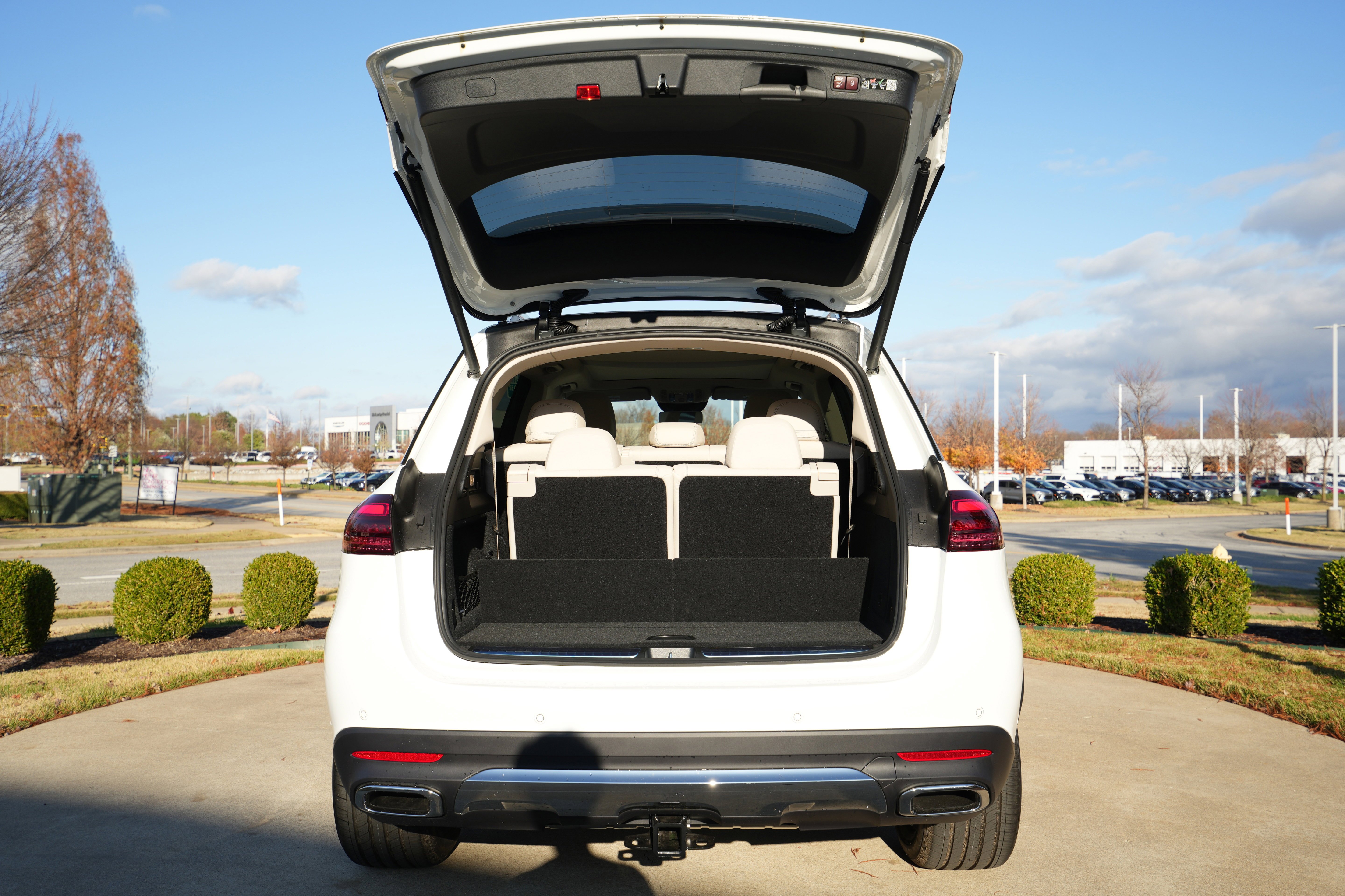 Used 2026 Polar White Mercedes-Benz GLE 350 image 17