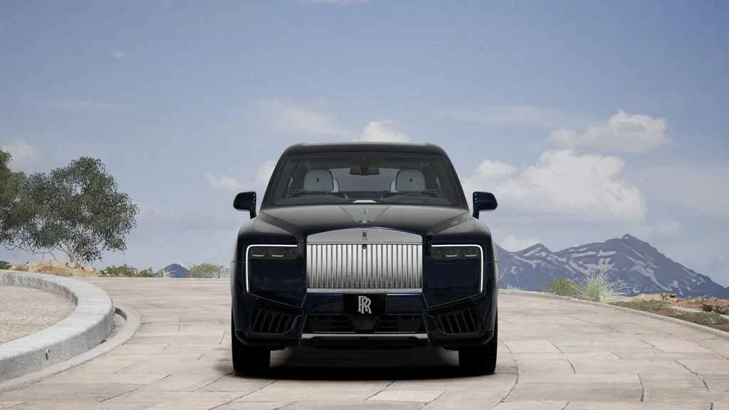 New 2027 Blue Rolls-Royce  image 4