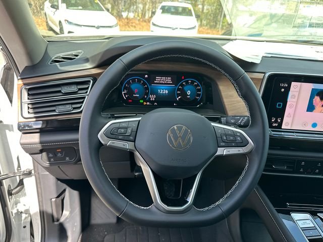 New 2026 White Volkswagen 2.0T SE w/Technology image 17