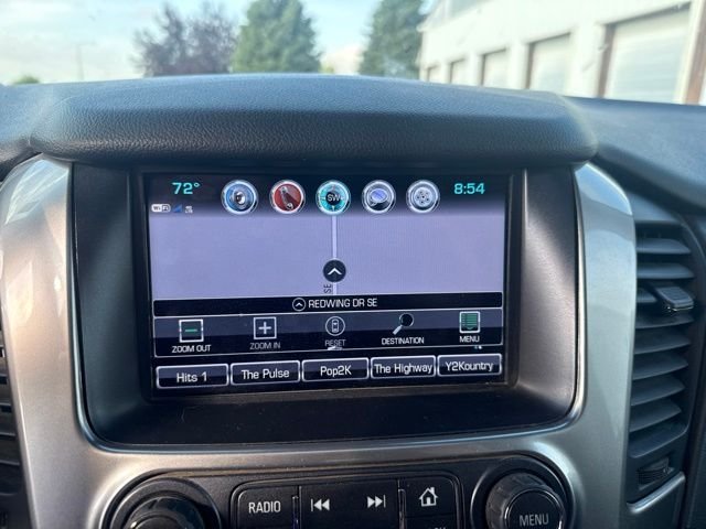 Used 2019 White Chevrolet Premier image 16