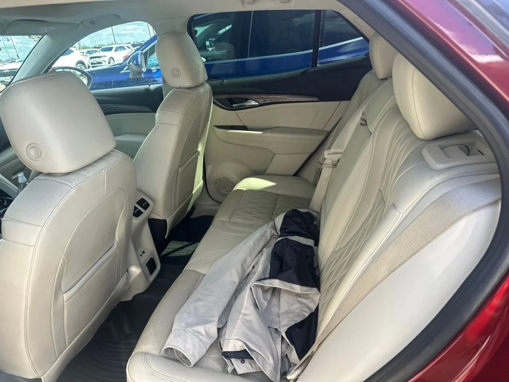 Used 2022 Red Buick Avenir image 2