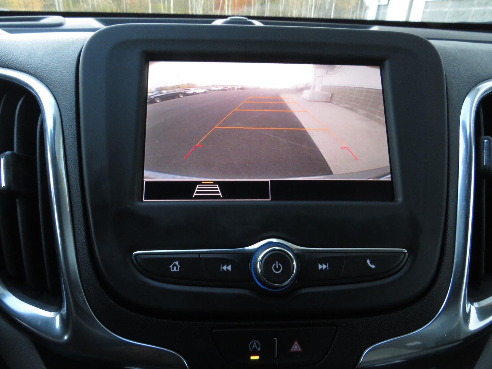 Used 2024 STERLING GRAY METALLIC Chevrolet  image 32