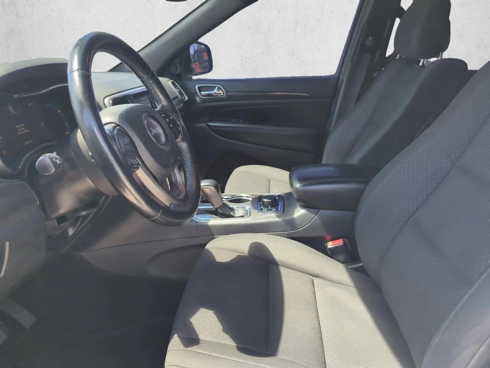 Used 2018 Bright White Clearcoat Jeep Upland image 15