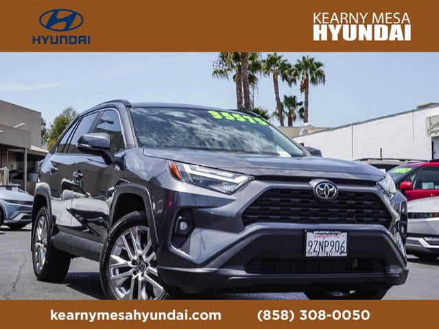 2024 Toyota RAV4 XLE Premium