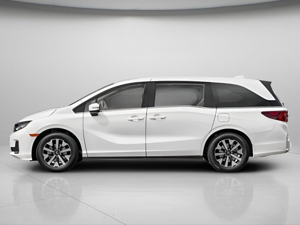 Certified Used 2026 Modern Steel Metallic Honda EX-L image 8