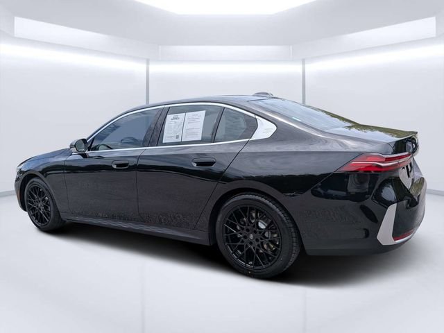 Used 2025 Black BMW 530i image 5