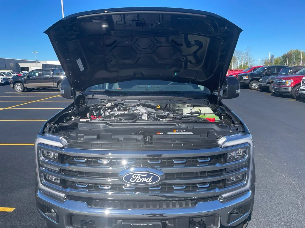 New 2027 Agate Black Metallic Ford F-450® LARIAT® image 28
