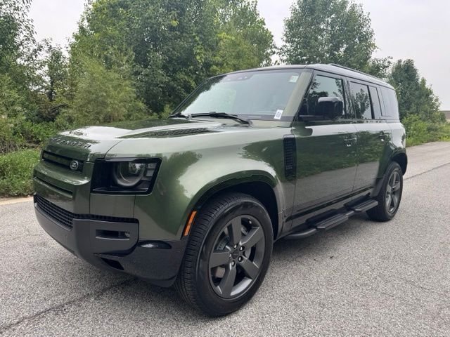 New 2026 Woolstone Green LAND ROVER X-Dynamic SE image 1