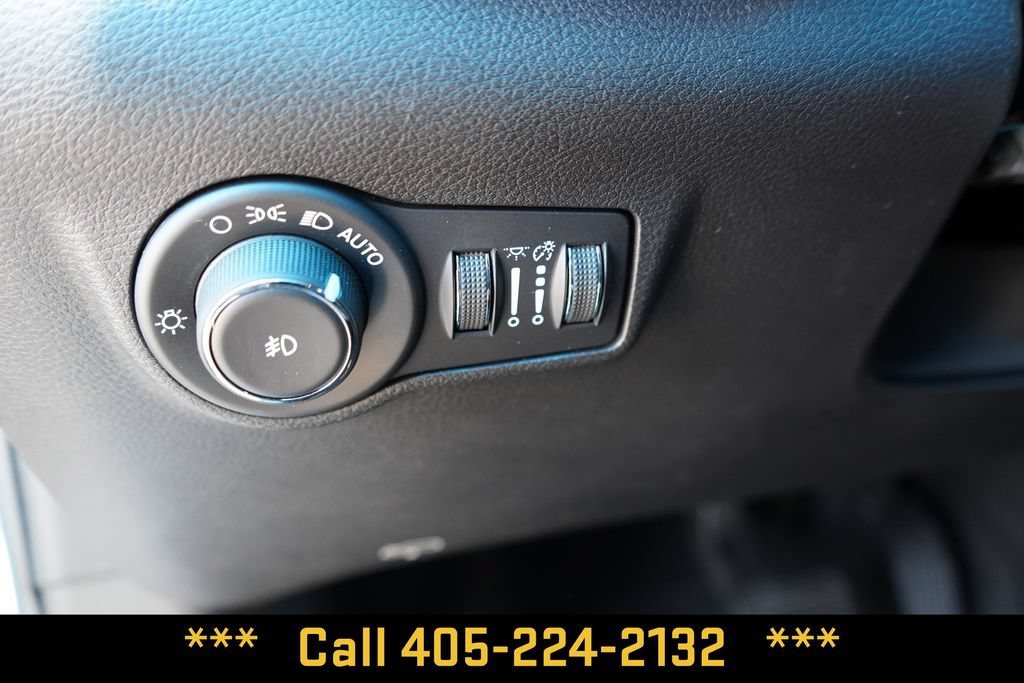 2025 Jeep Compass Limited - Photo 34