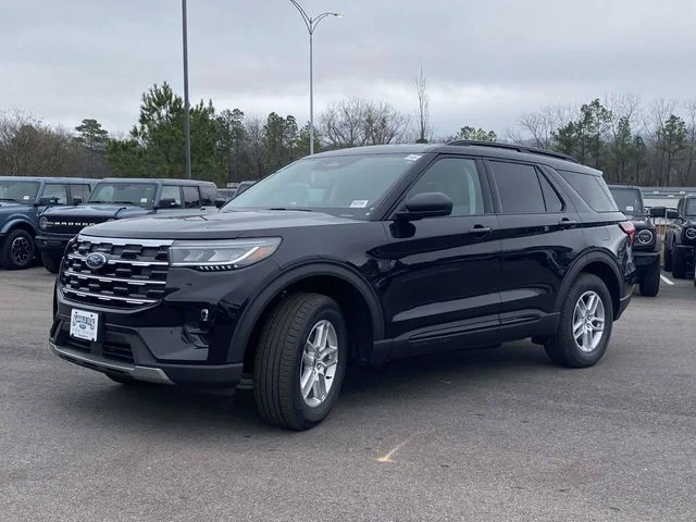 New 2026 Black Ford Active image 7