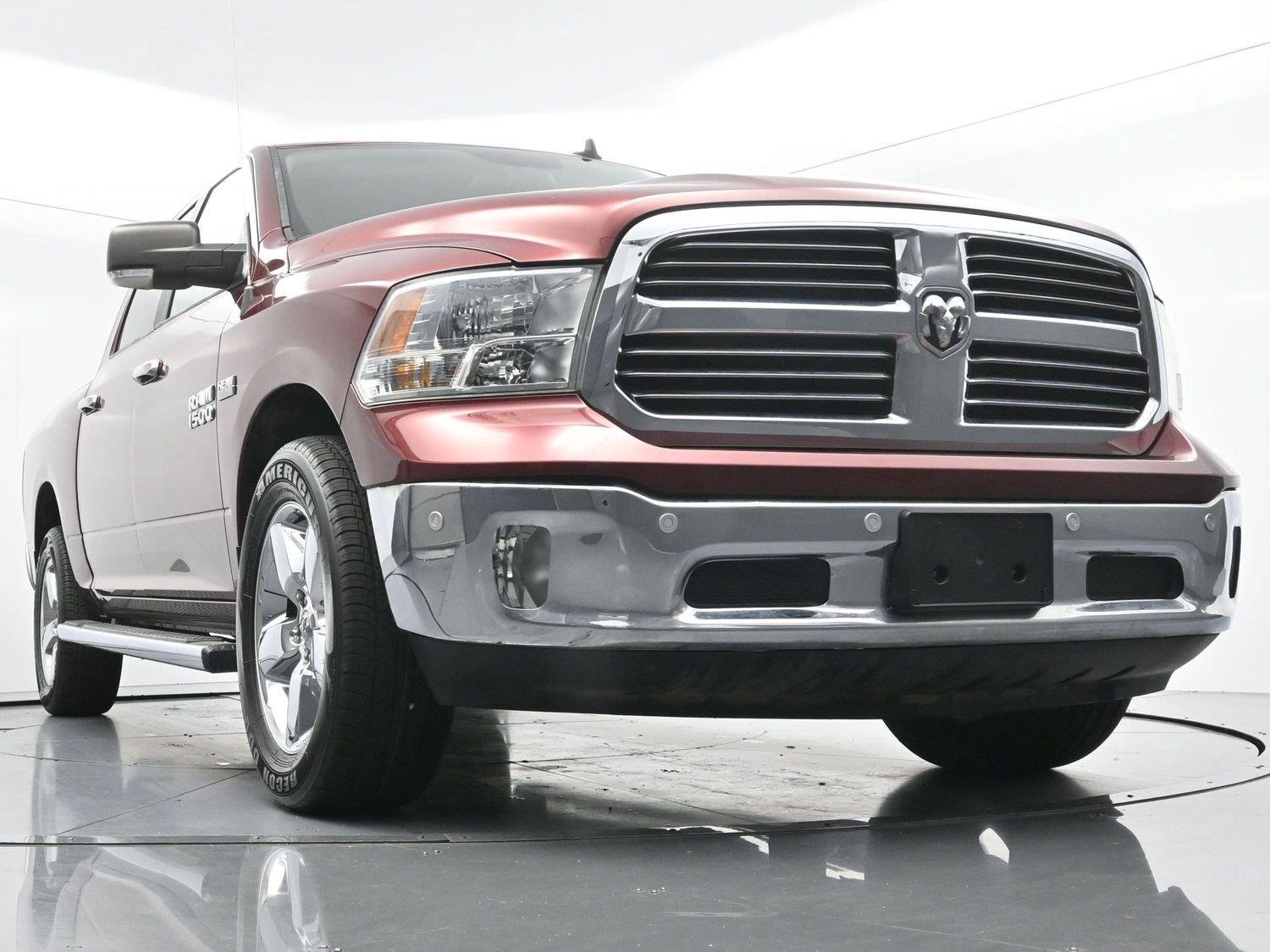 Used 2017 Delmonico Red Pearlcoat Ram Big Horn image 44