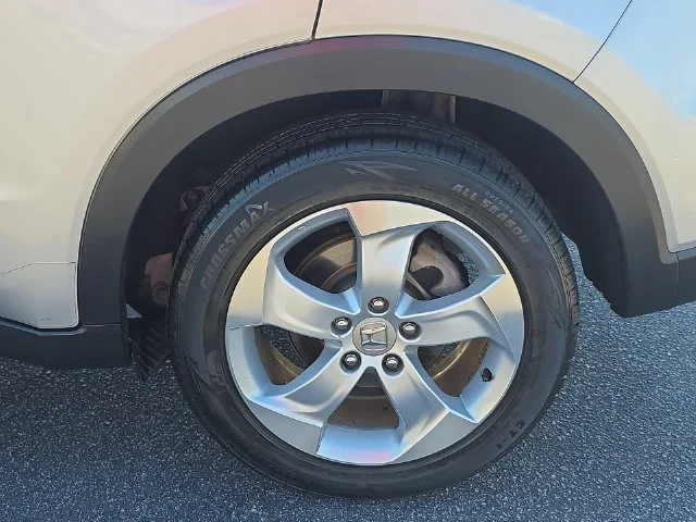 Used 2016  Honda EX image 33