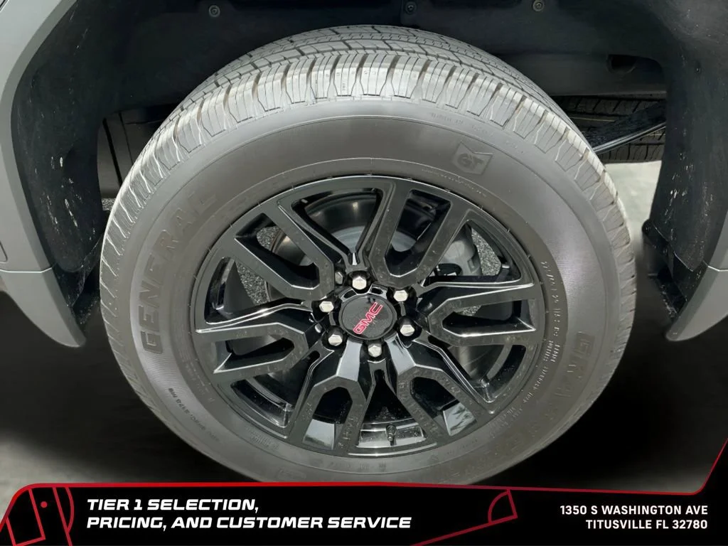 Used 2025 Onyx Black GMC Elevation image 46
