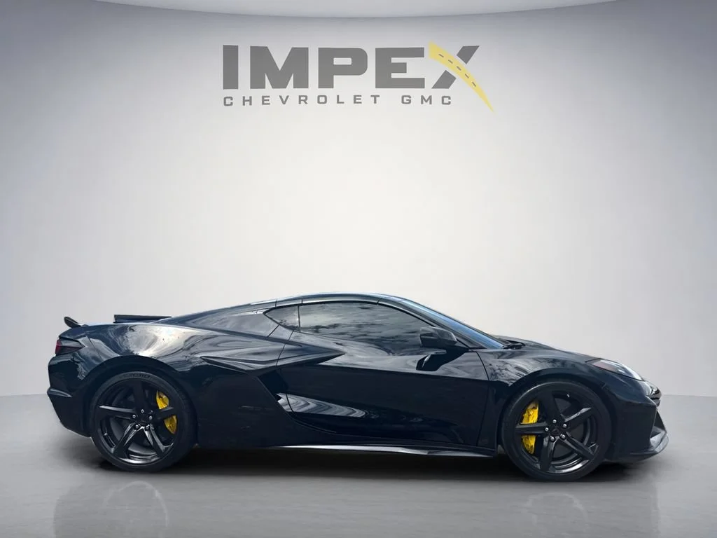 Used 2025 Black Chevrolet 3LZ image 6