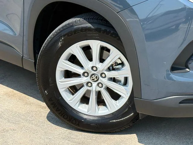Certified Used 2026 STORM CLOUD Toyota XLE image 2