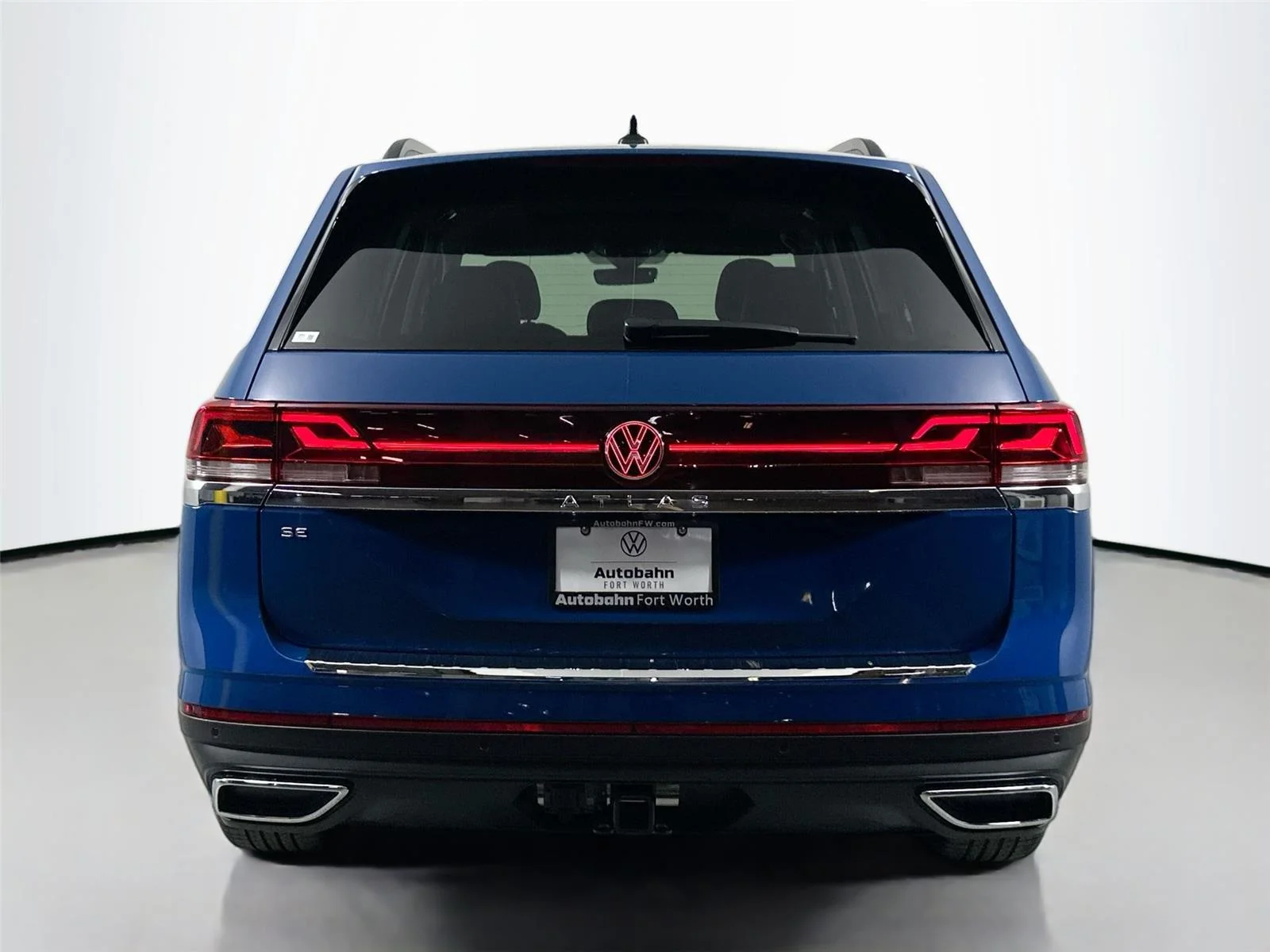 2026 Volkswagen Atlas SE w/Tech - Photo 5