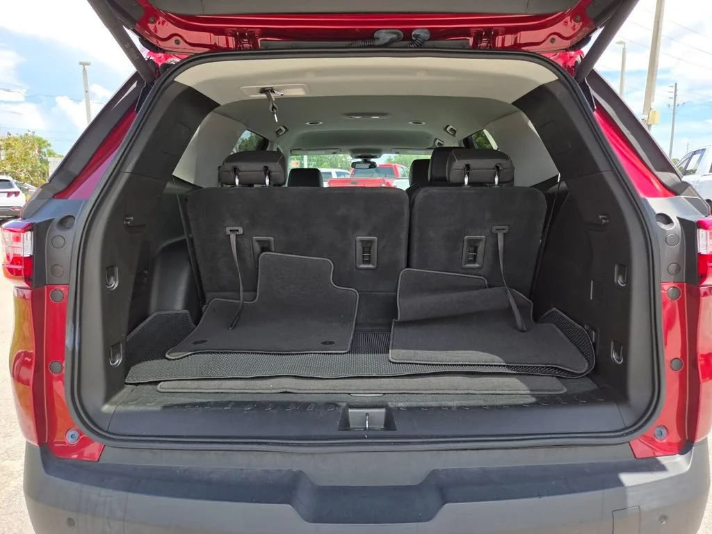 Used 2019 Cajun Red Tintcoat Chevrolet LT Leather image 21