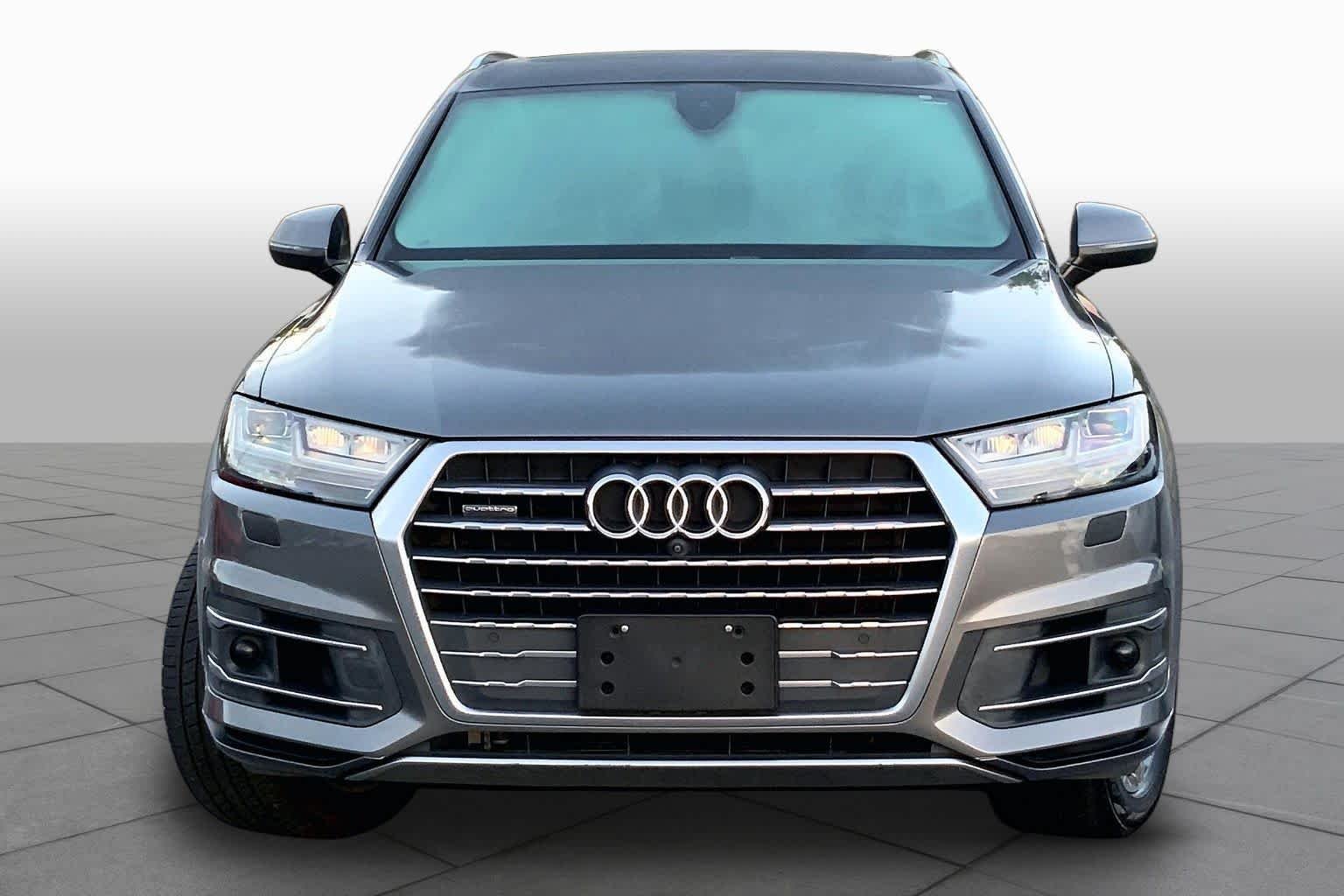 Used 2018  Audi Prestige image 4