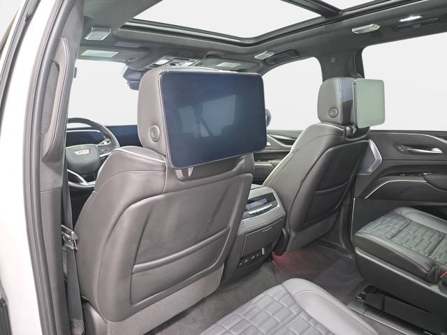 Certified Used 2024 Crystal White Tricoat Cadillac V-Series image 10