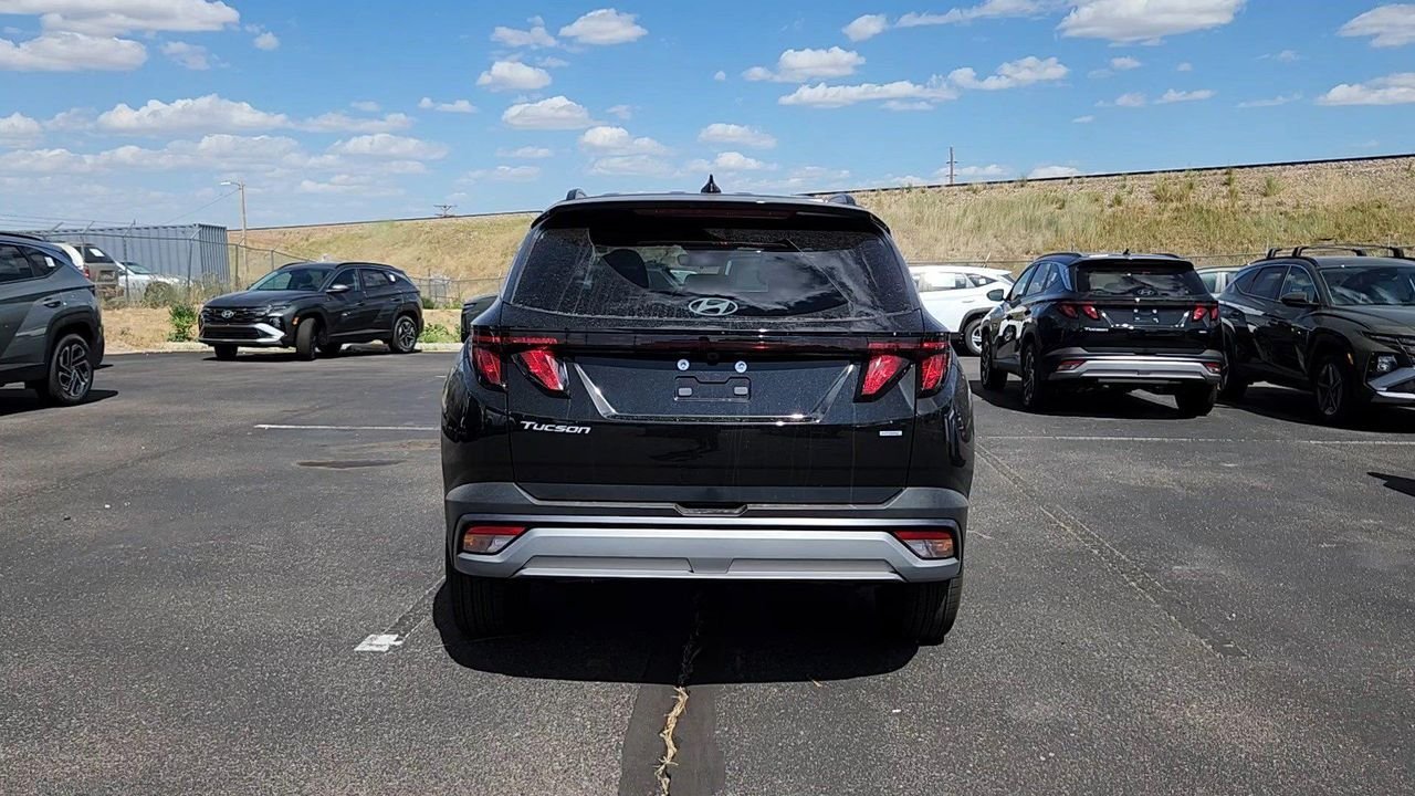 New 2026 Phantom Black Hyundai SEL AWD image 19