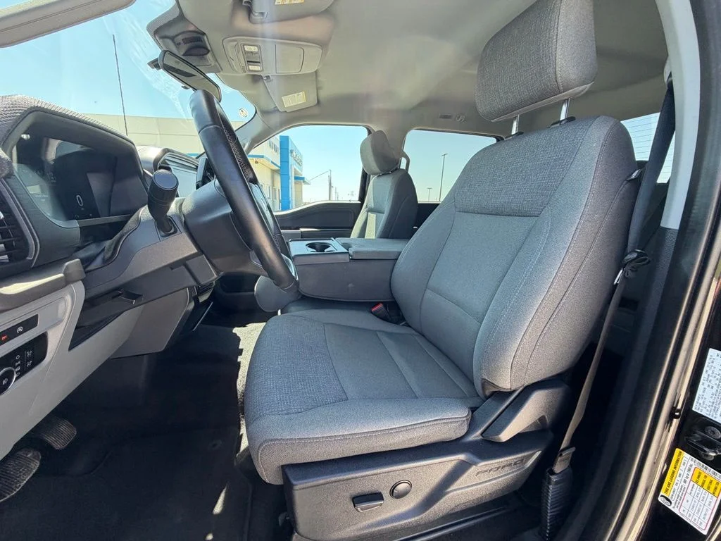 Used 2025 Black Ford XLT image 15